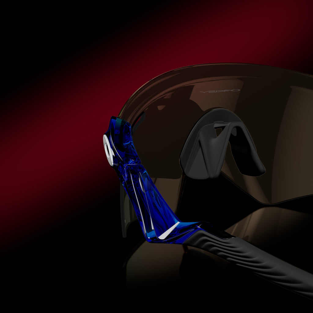 Oakley QNTM Kato - Crystel Blue w/ Prizm Ruby