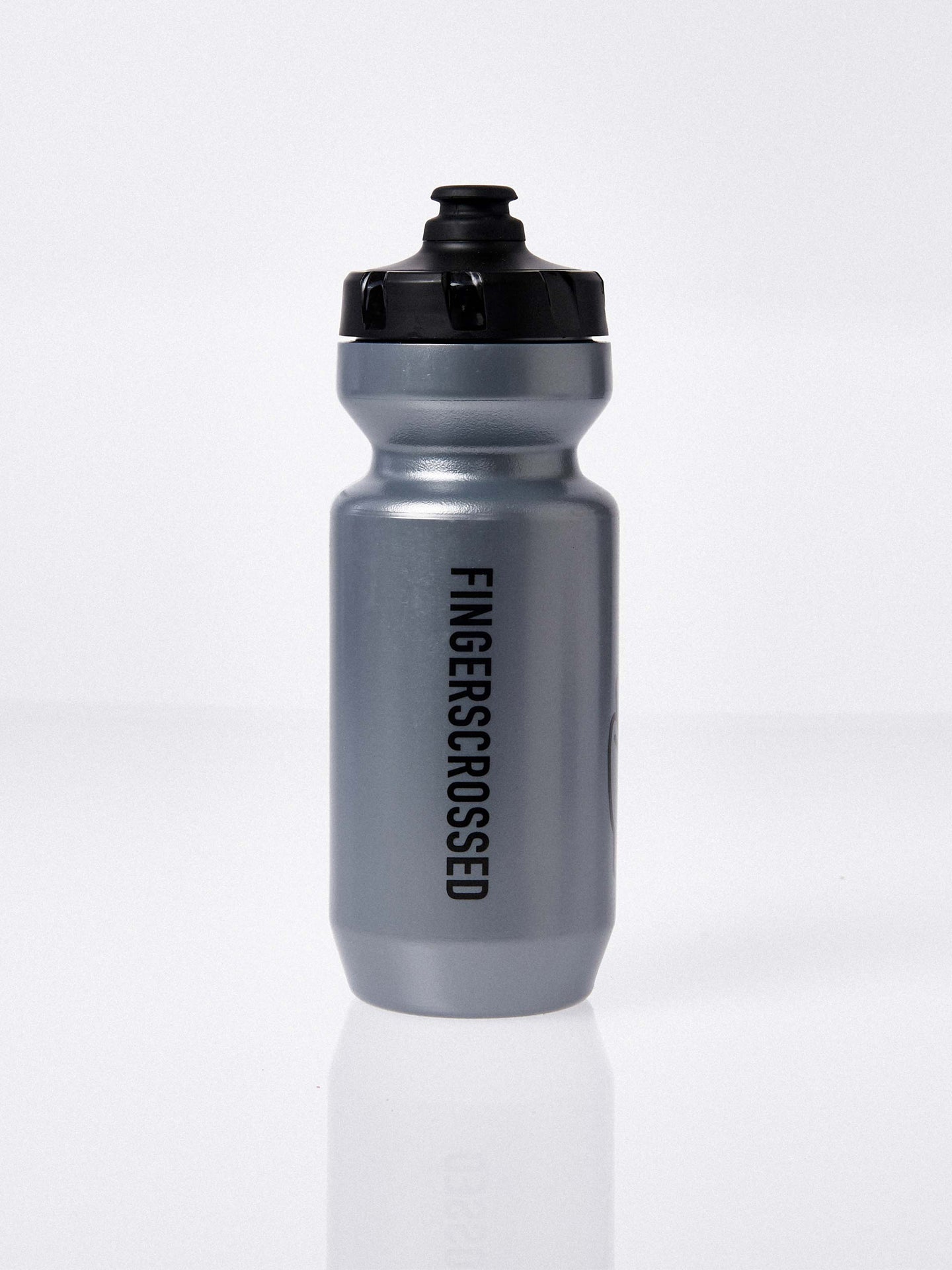  A pair of Fingerscrossed Classic road cycling bidon bottle in Silver