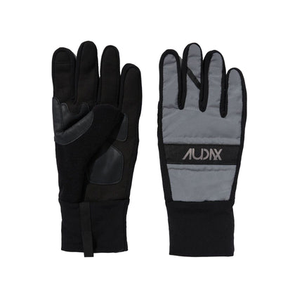 A pair of Cafe du Cycliste Audax gloves