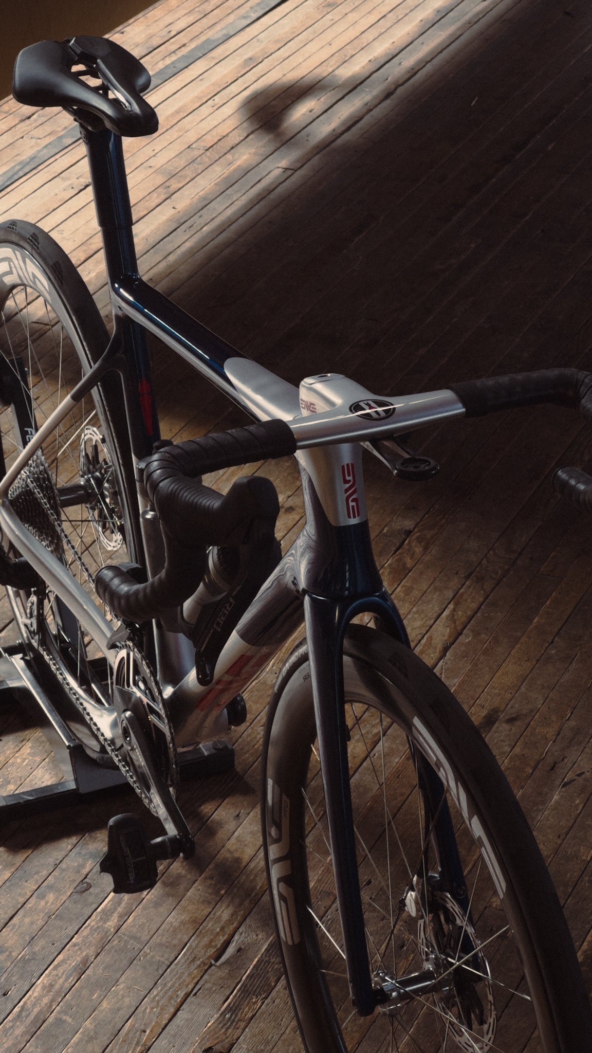 A close up of an Enve Custom road build by Metier Seattle 