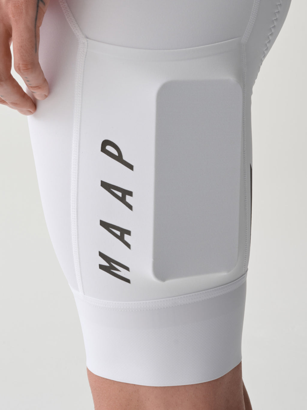 MAAP Team Bib Evo Cargo White