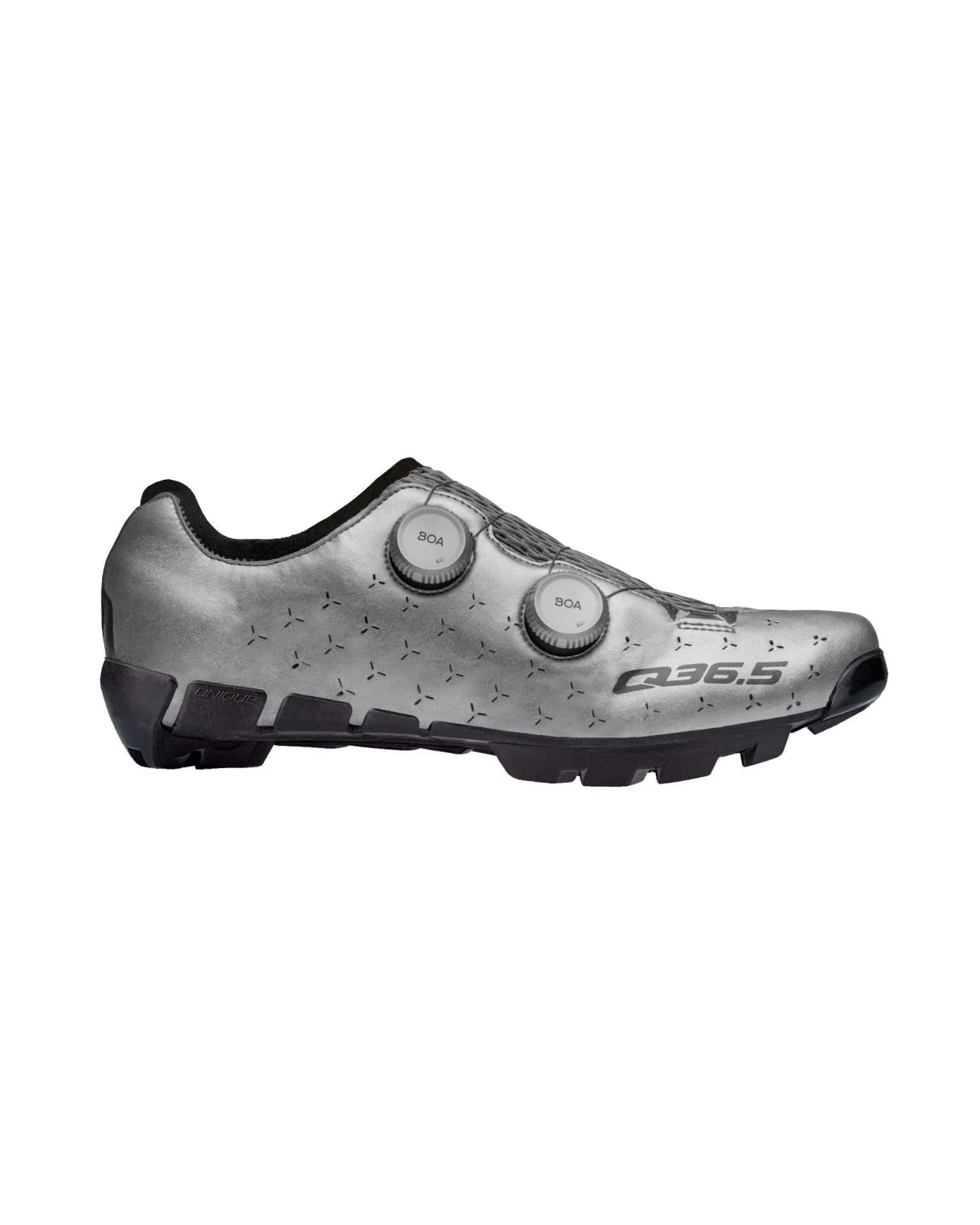 Q36.5 Unique Adventure Shoes ブラック 27.7cm Q36.5 Launches Pro Road Shoe with (Almost) Lowest Stack Height